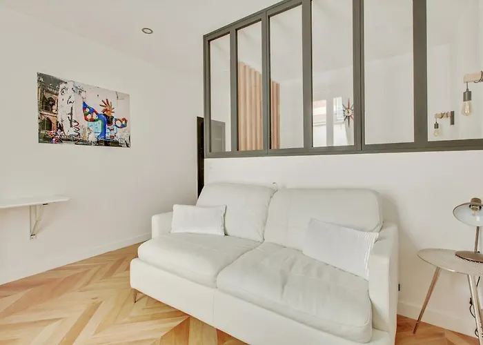 4-star For 4, 10 Mn From Champs-elysees 아파트